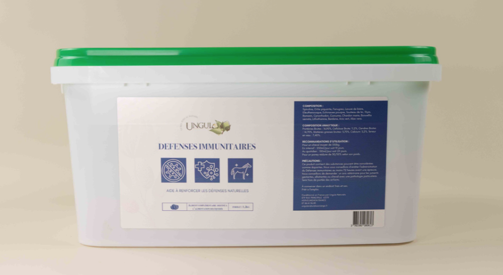 DEFENSES IMMUNITAIRES Plantes en poudre UNGULA DEFENSES IMMUNITAIRES Plantes en poudre UNGULA